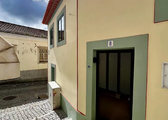 Escadinhas Do Castelo *